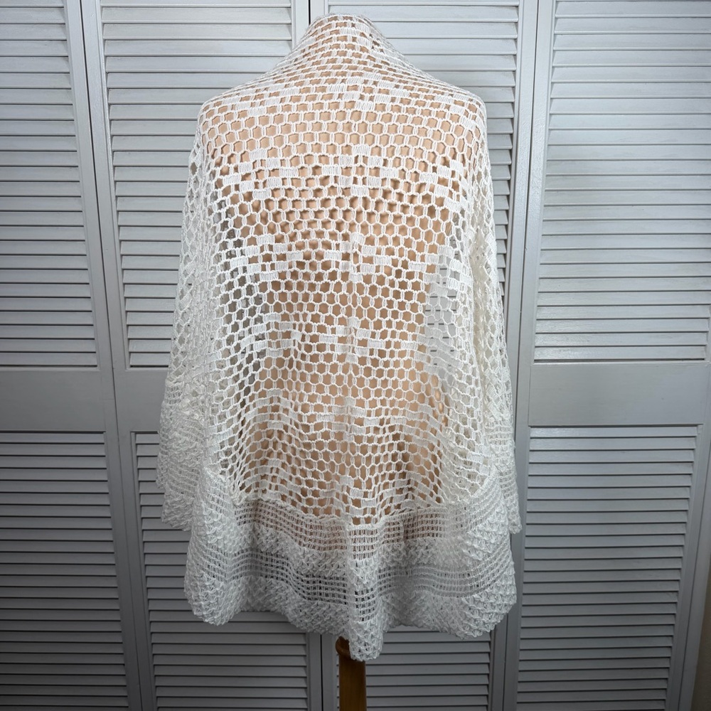 Elwin Vintage White Crochet Poncho Shawl Open Weave Boho Made in Japan‎